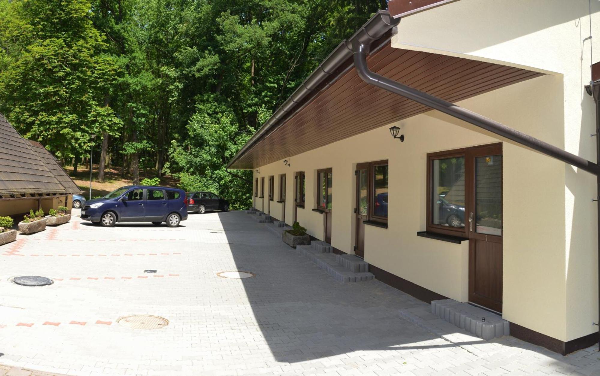 Penzion A Restaurace Pintovka ターボル エクステリア 写真